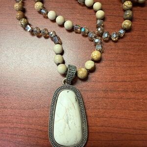 Southwestern style White Buffalo (howlite) necklace